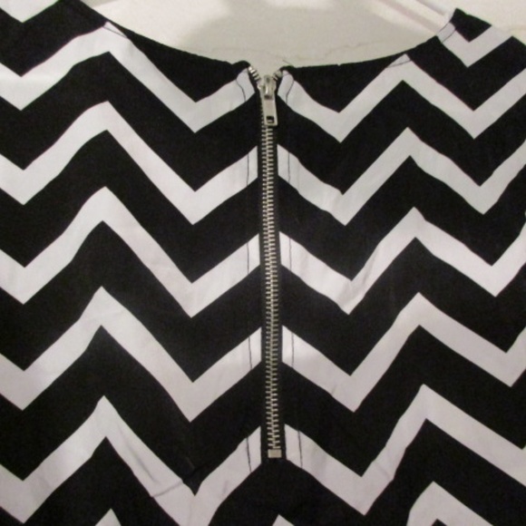 SPEECHLESS WOMENS TUNIC SZ MEDIUM - Picture 3 of 4